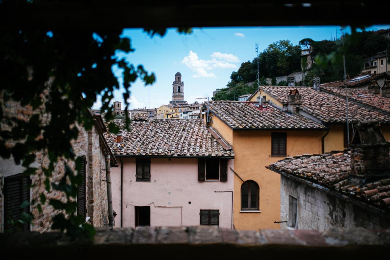 Umbrian Concierge - La Casa Dei Pellari Hotell Perugia Exteriör bild