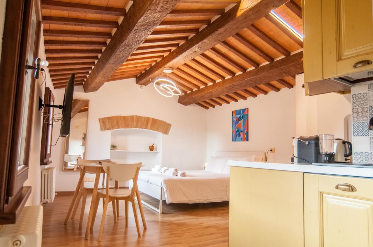 Umbrian Concierge - La Casa Dei Pellari Hotell Perugia Exteriör bild