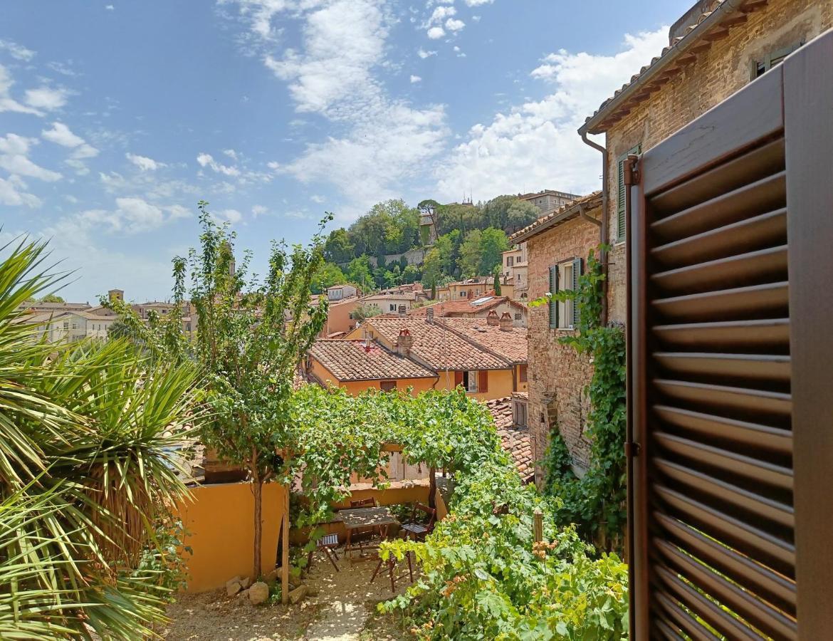Umbrian Concierge - La Casa Dei Pellari Hotell Perugia Exteriör bild